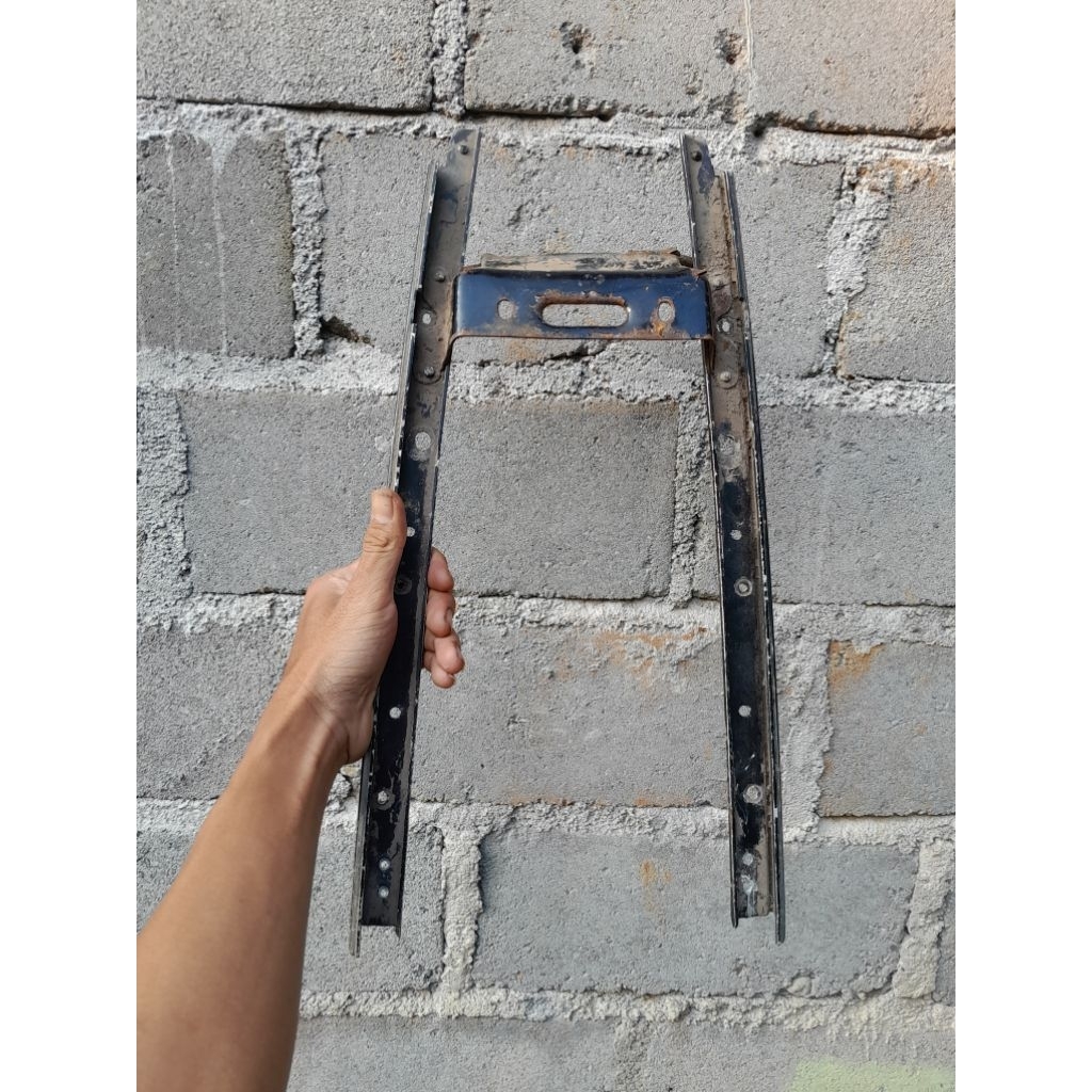 List bodi cover belakng honda gl pro gl max original