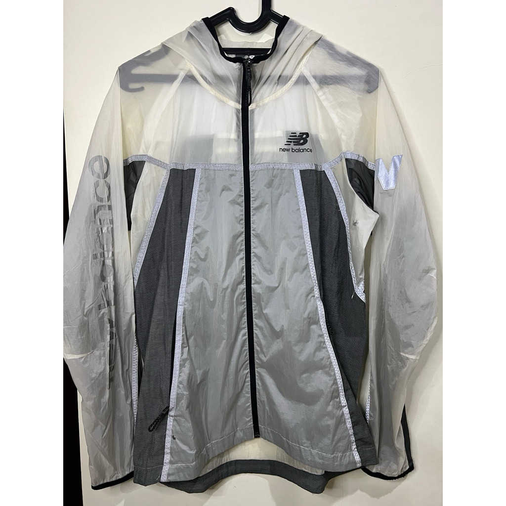 new balance running jacket
