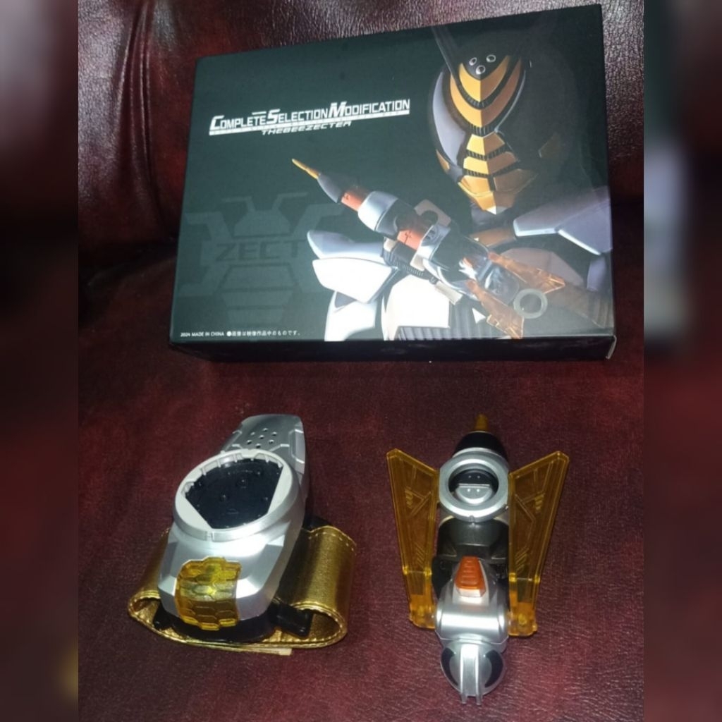 CSM Recast Kamen Rider Thebee Zecter