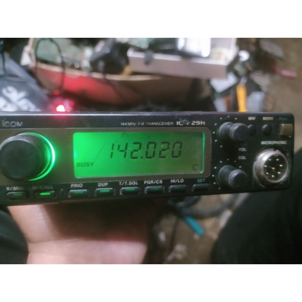 Rig icom ic 229H .