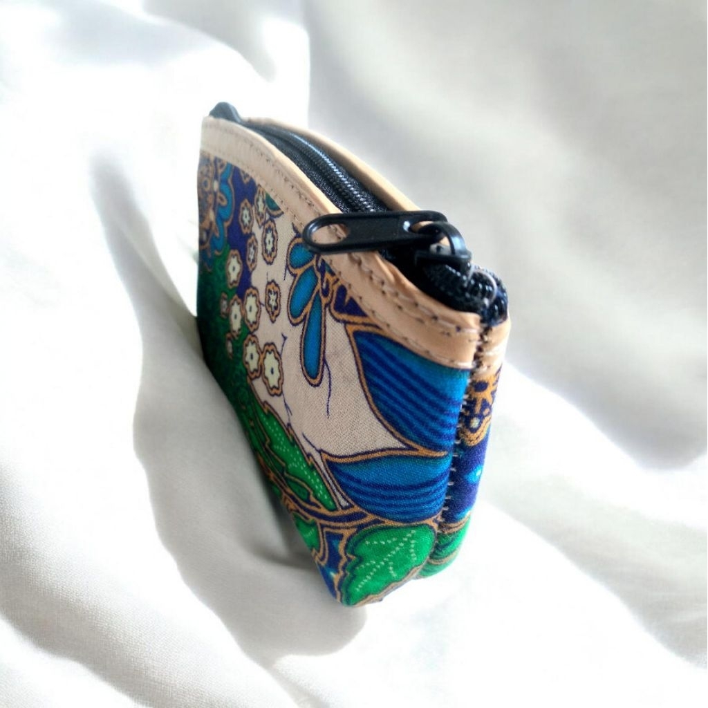 Souvenir dompet batik koin khas jogja