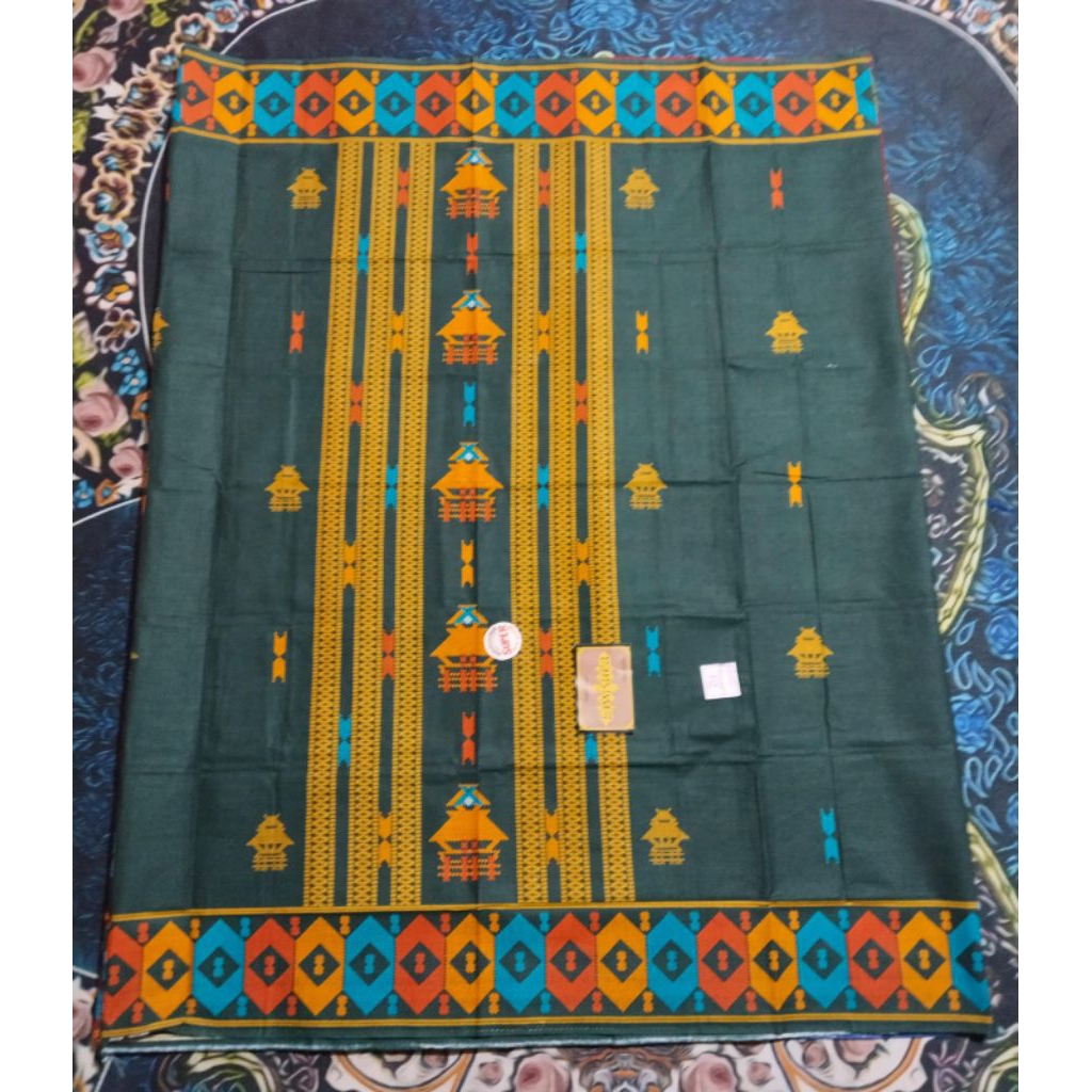 sarung karo