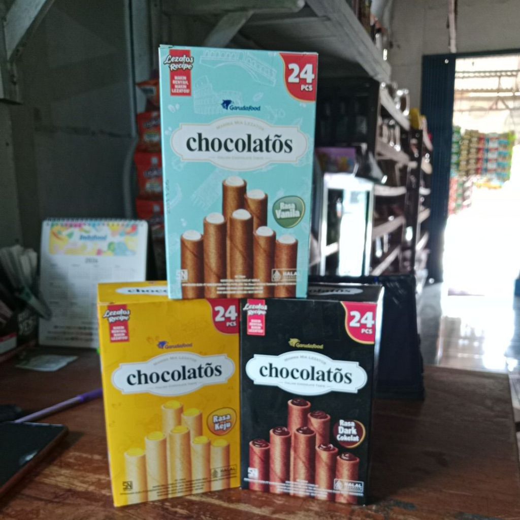 Chocolatos Wafer Roll Cokelat, Keju, Vanilla Isi 24