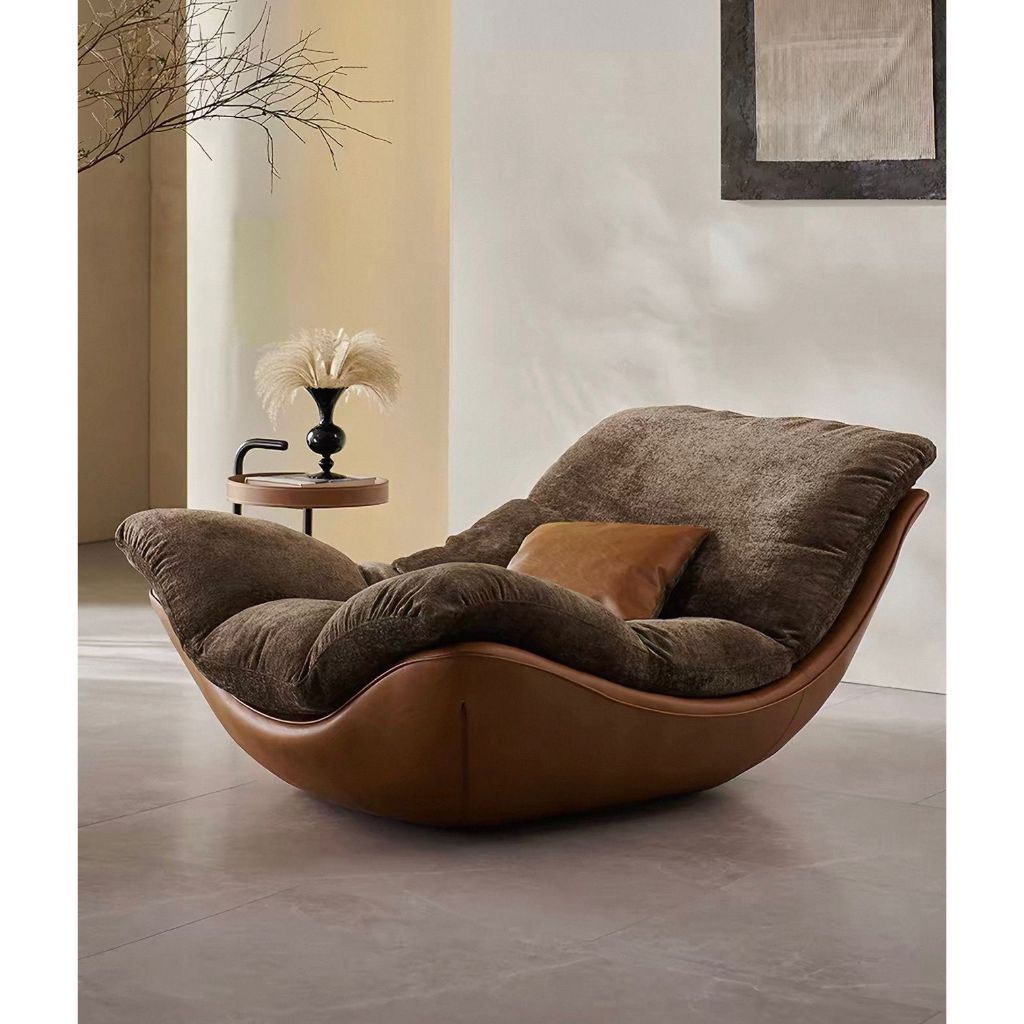 Pavo Lounge Chair // Perlengkapan Rumah // Furniture // Lounge Chair // Kursi Santai