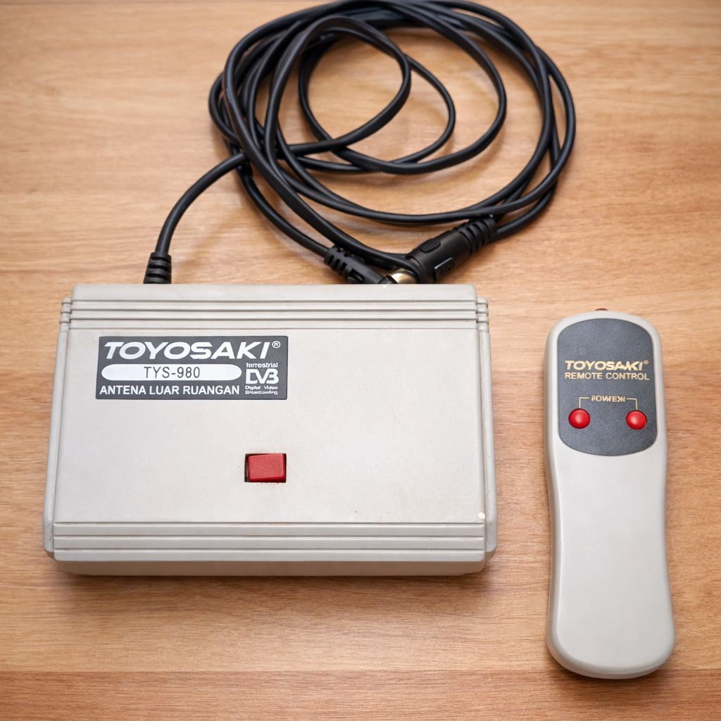 Booster Antena TV Outdoor Toyosaki TYS-980 + Remote | Penguat Sinyal TV Digital DVB | Bekas Layak Pa