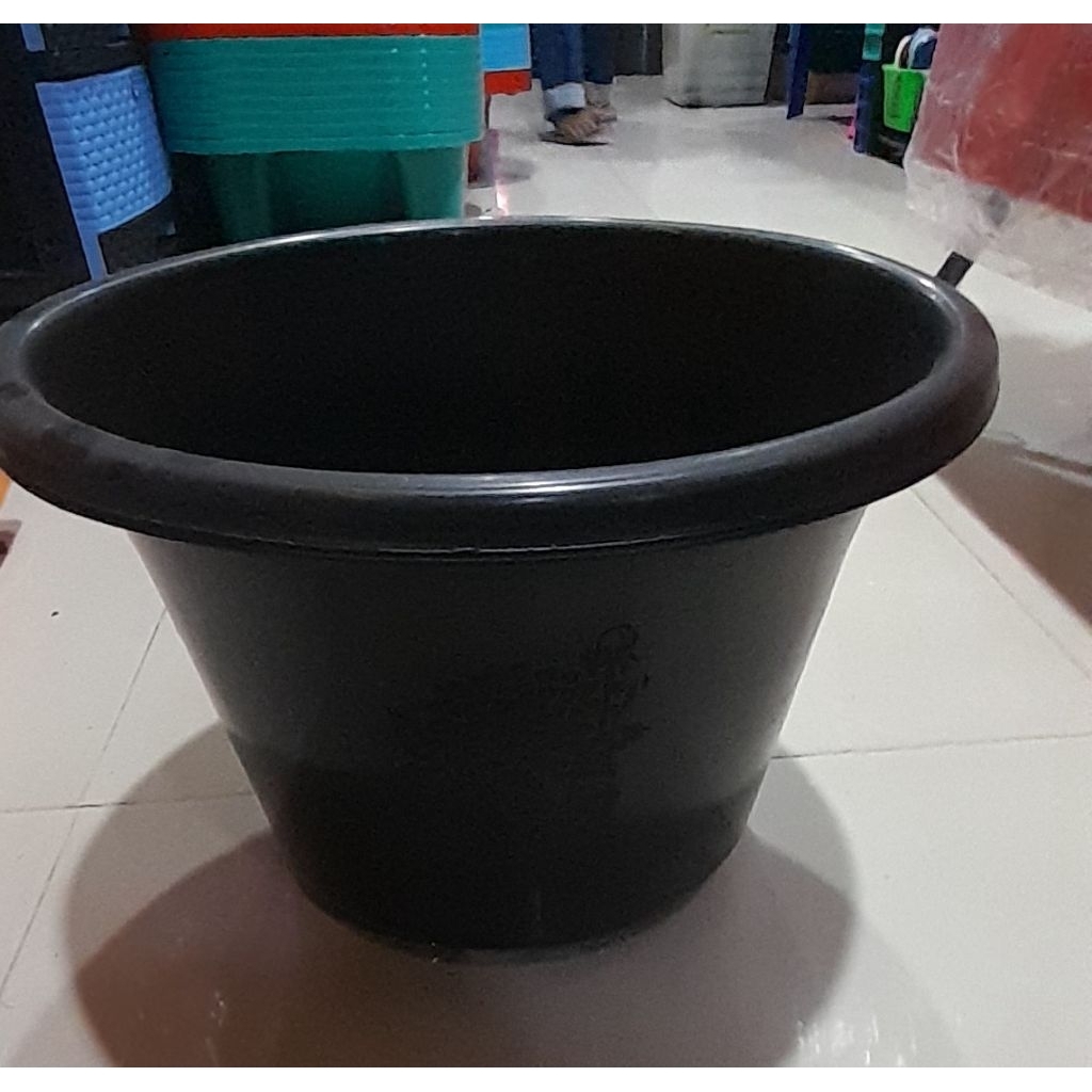 pot 5 hitam 60 pcs
