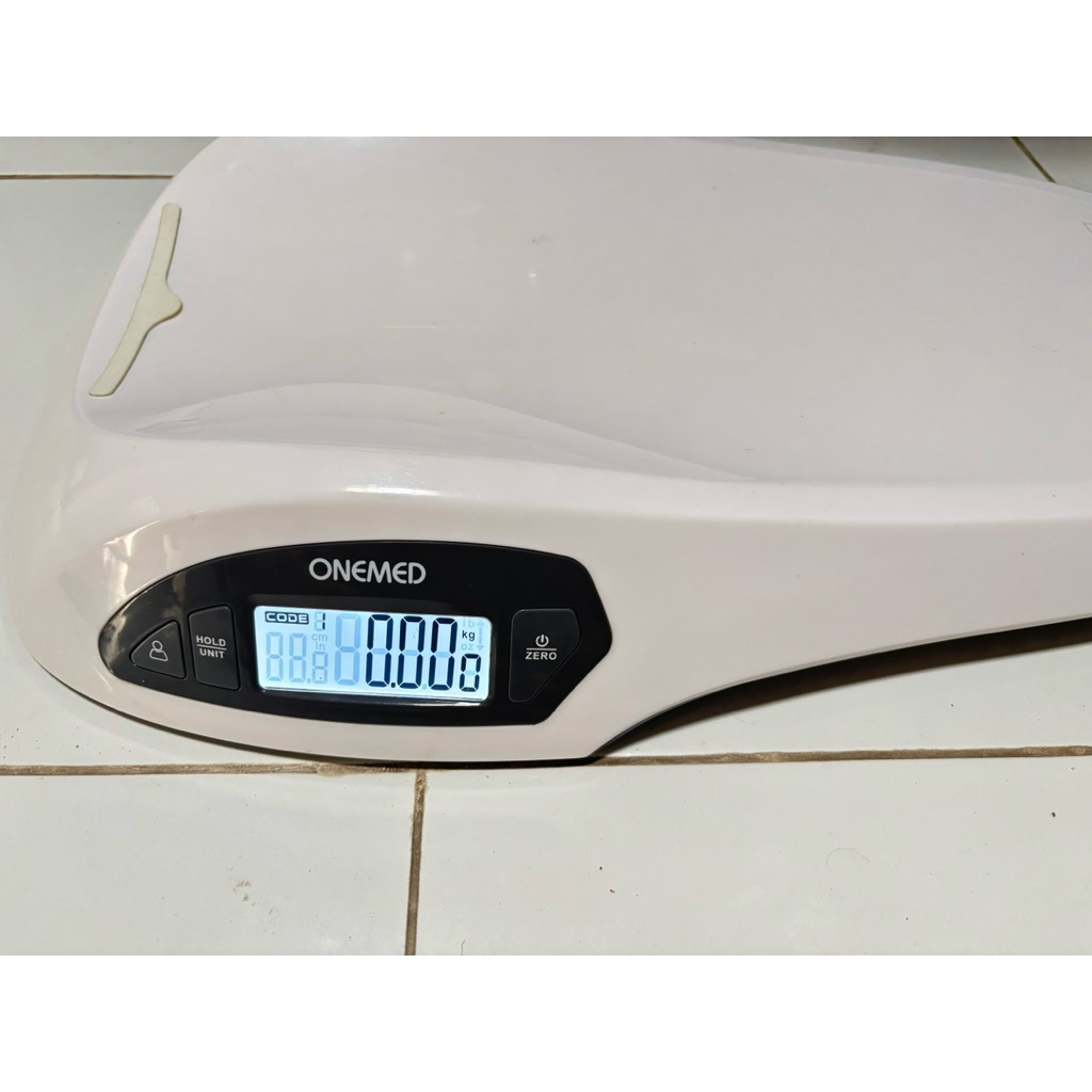 Preloved timbangan bayi onemed