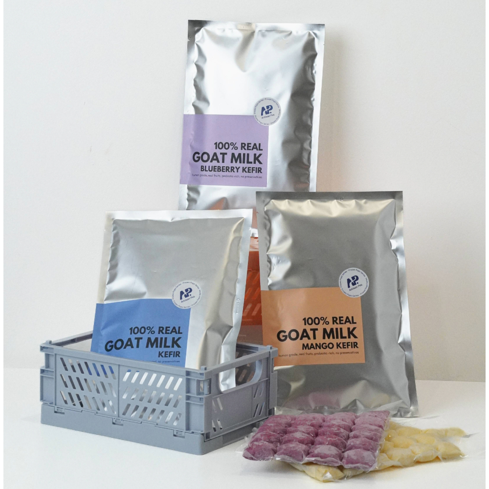 Artisan Pet Frozen Pop - KEFIR Goat Milk 300ml - KEFIR Susu Kambing Topper Makanan / Dog Treats / Sn