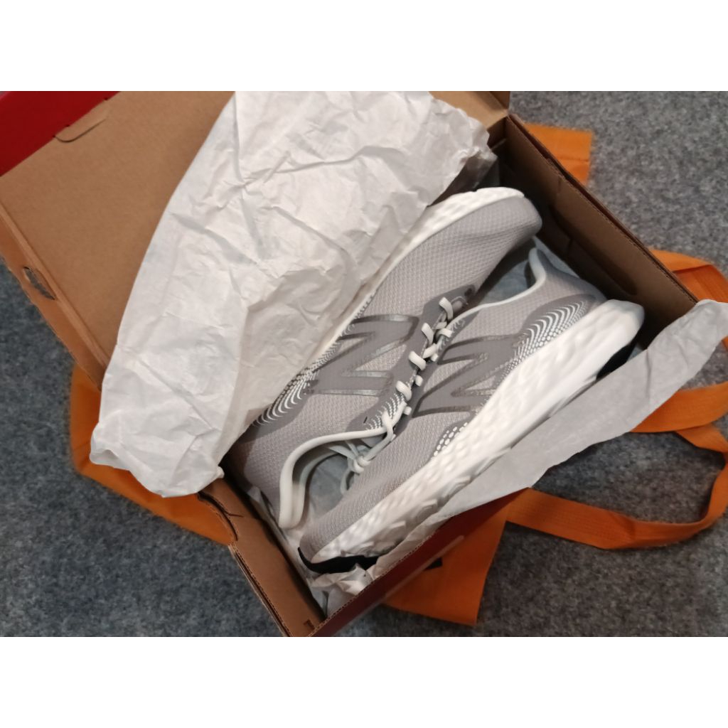 Sepatu New Balance NB 411 V3 Dove Grey New Size 45
