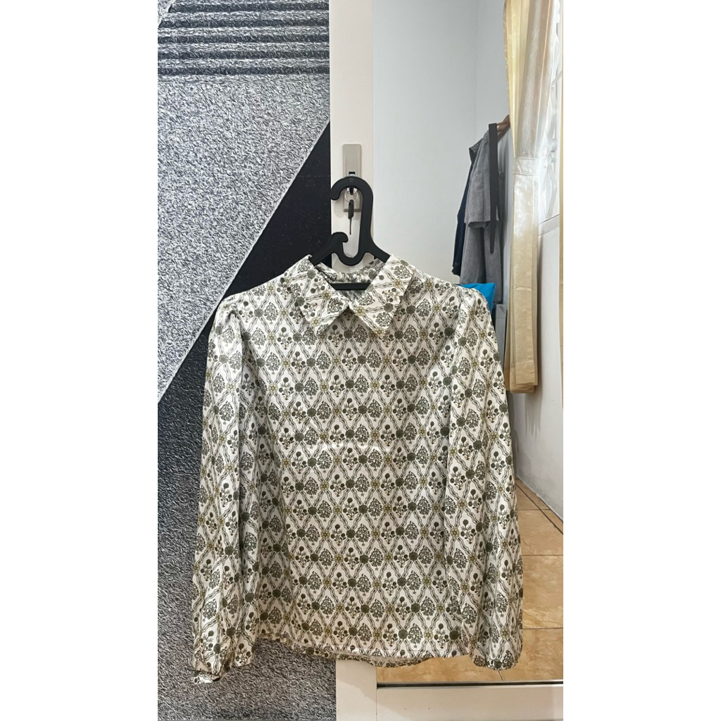 Beatrice Clothing Aksara Blouse