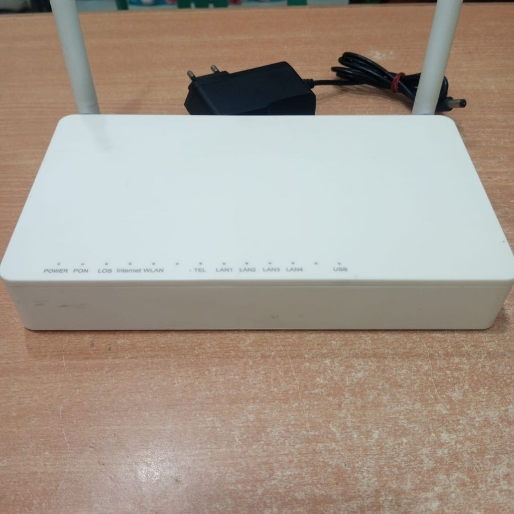 GPON ONT ROUTER F609 - F609 V3.0 PORT BIRU (BUKAN MERK ZTE) + ADAPTOR BEKAS NORMAL MULUS