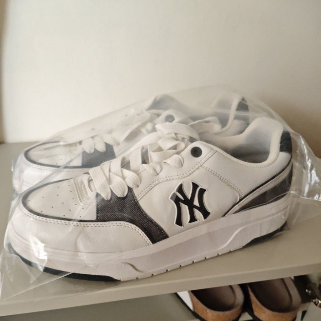 sepatu mlb original
