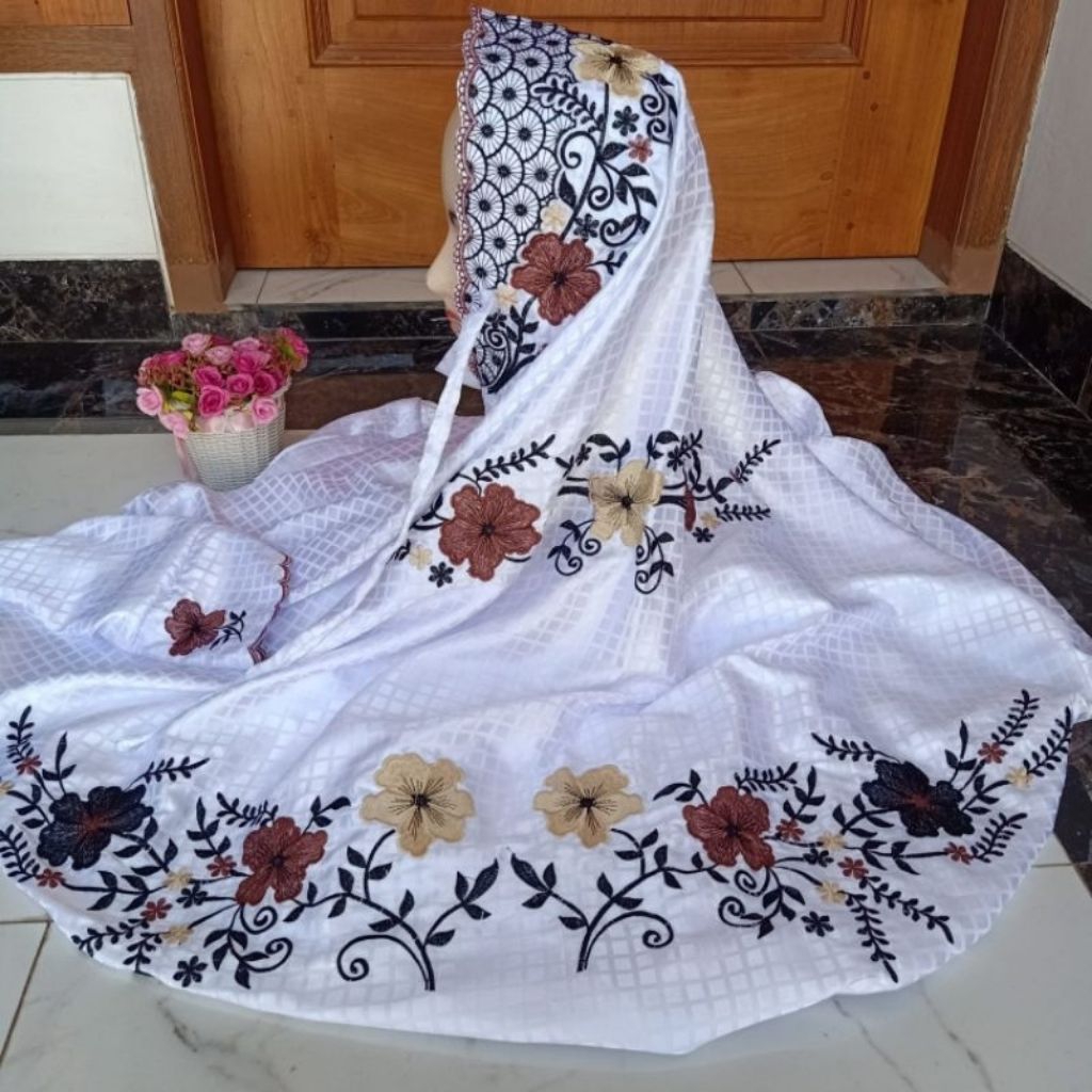Mukena Dewasa Terusan bordir mat semi sutra