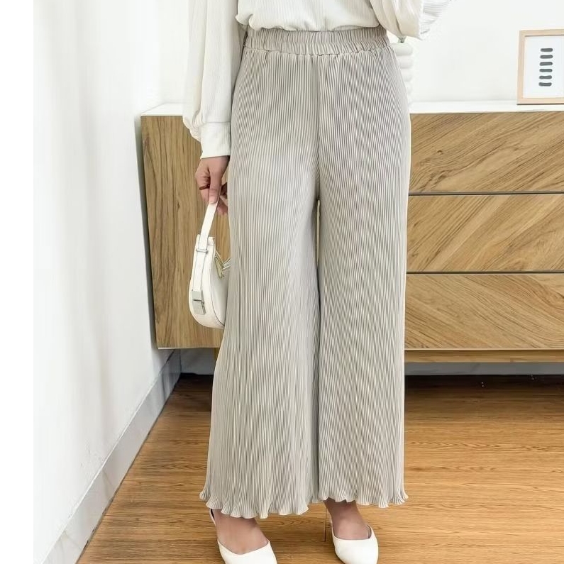 Efabric - Zeta Pants - Celana Panjang Plisket - Celana Plisket Wanita