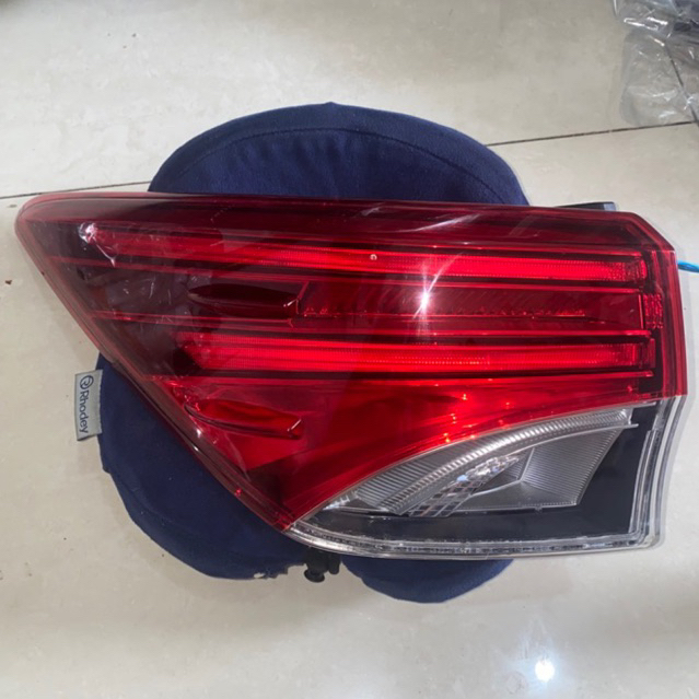 Stoplamp Toyota Fortuner VRZ Original