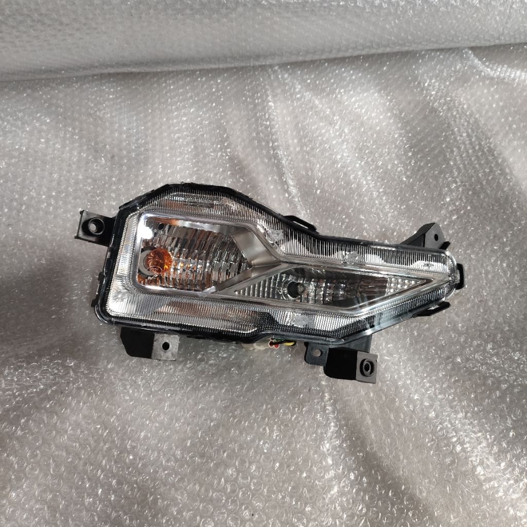 Lampu Foglamp Wuling Almaz Lampu Kabut Wuling Almaz RH kanan original