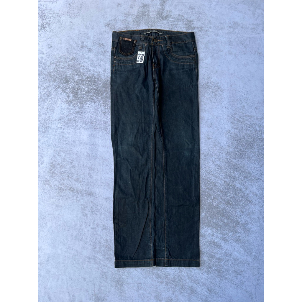 CELANA GUCCI MADE IN ITALY JEANS SECOND MURAH