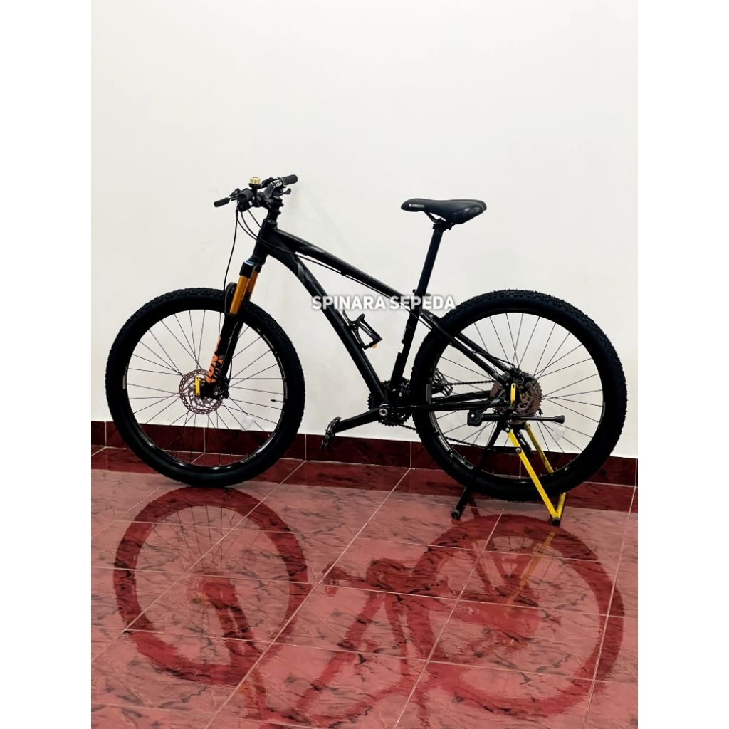 Sepeda MTB Xtrada 6 27.5 Size S Bekas – Full Deore 3x10, Fork Air, Rem Hidrolik, Upgrade Siap Gas