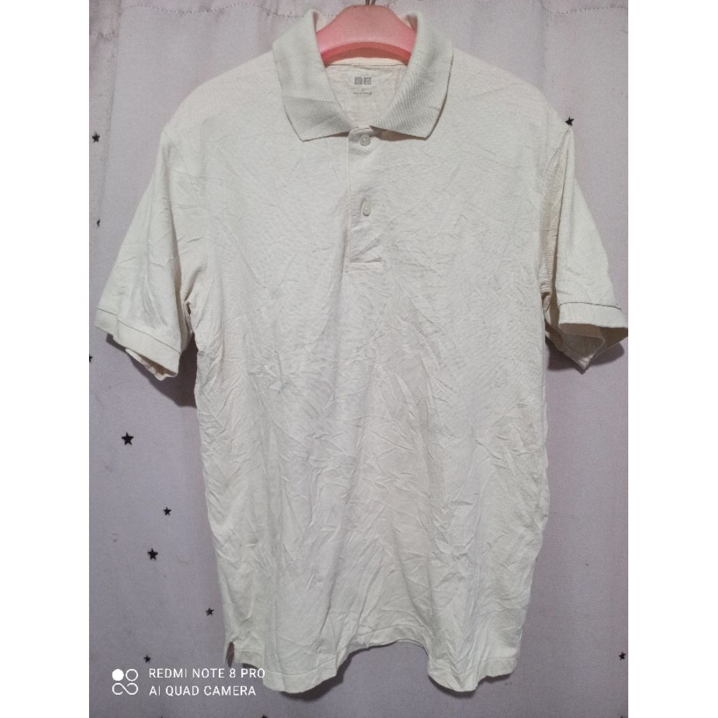 kaos kerah uniqlo