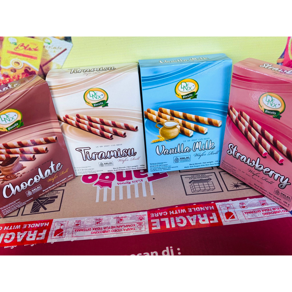 Denext wafer roll hajatan tiramisu coklat strawberry vanila