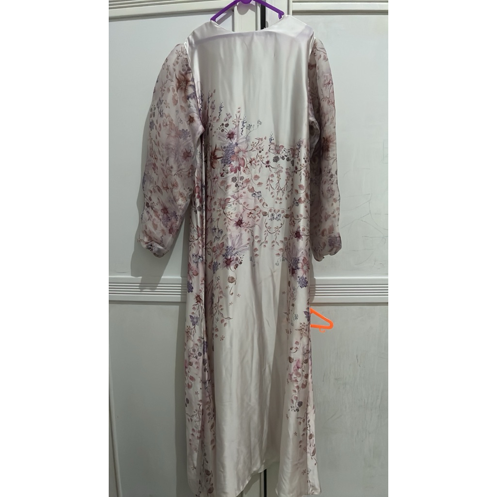 PRELOVED LUNA DRESS VANILLA HIJAB