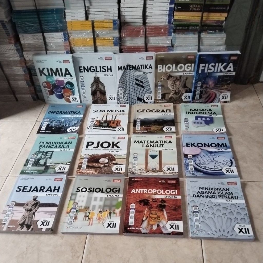 Buku Paket Kelas 12 Kurikulum Merdeka - Bumi Aksara kimia English matematika biologi fisika Informat