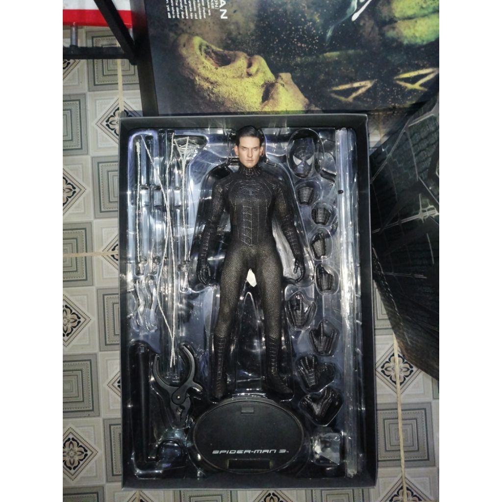 hot toys spiderman 3 black suit limited edition deorama sadman