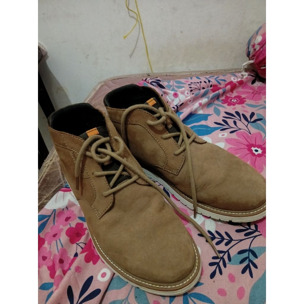 Hush Puppies Leather Shoes