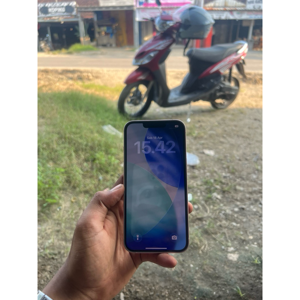 iphone 13 like new inter