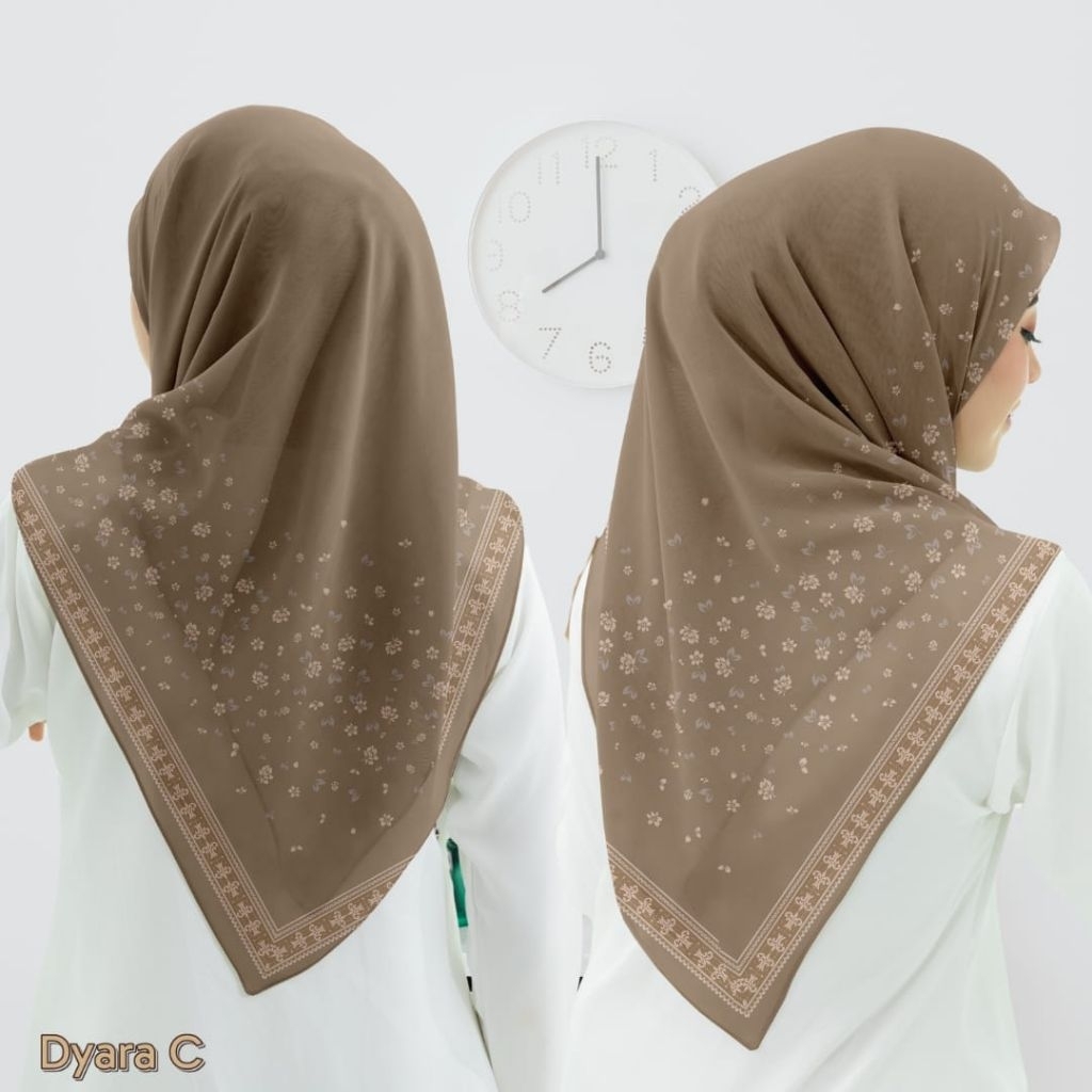Hijab Segi Empat Voal Motif/Kerudung Segi Empat Voal Motif Bunga/Jilbab Segi Empat Voal Motif Terbar