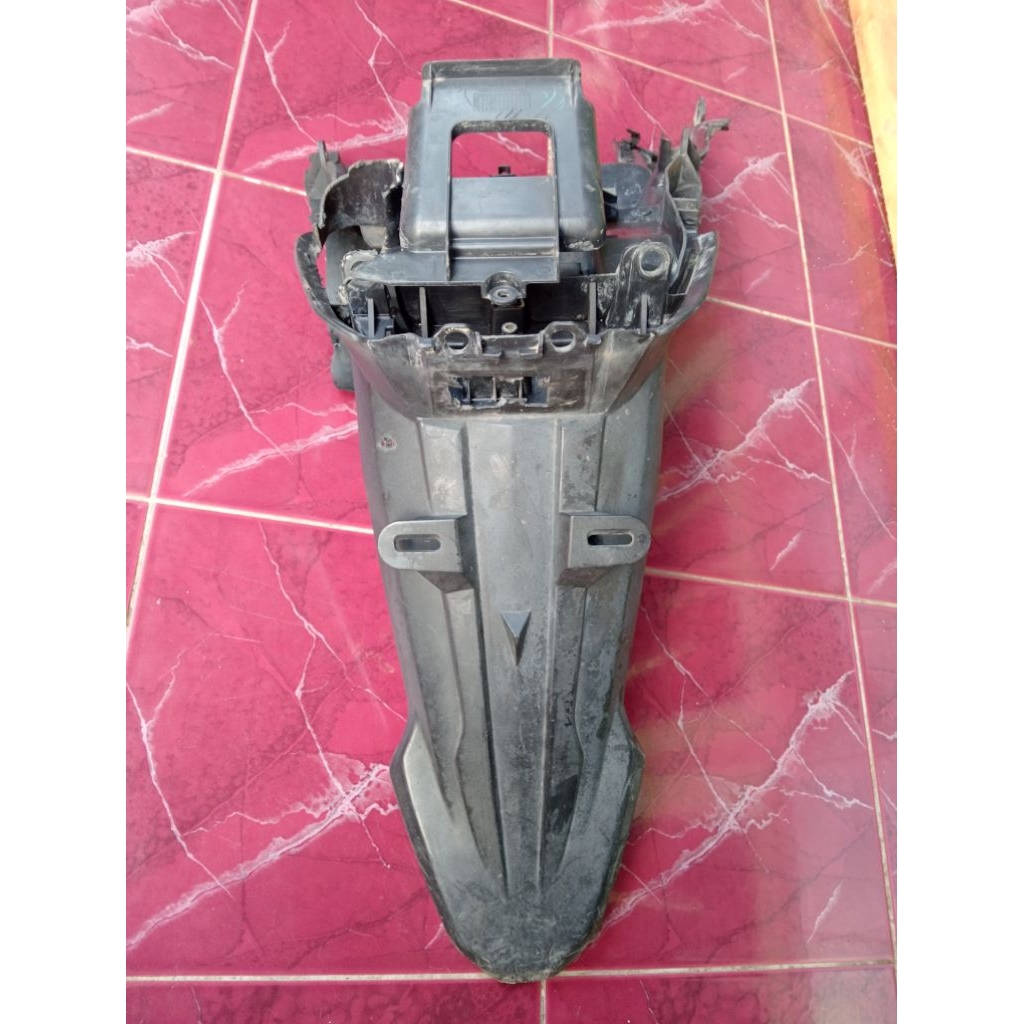 sepakbor spakbor belakang yamaha freego 125 bekas original