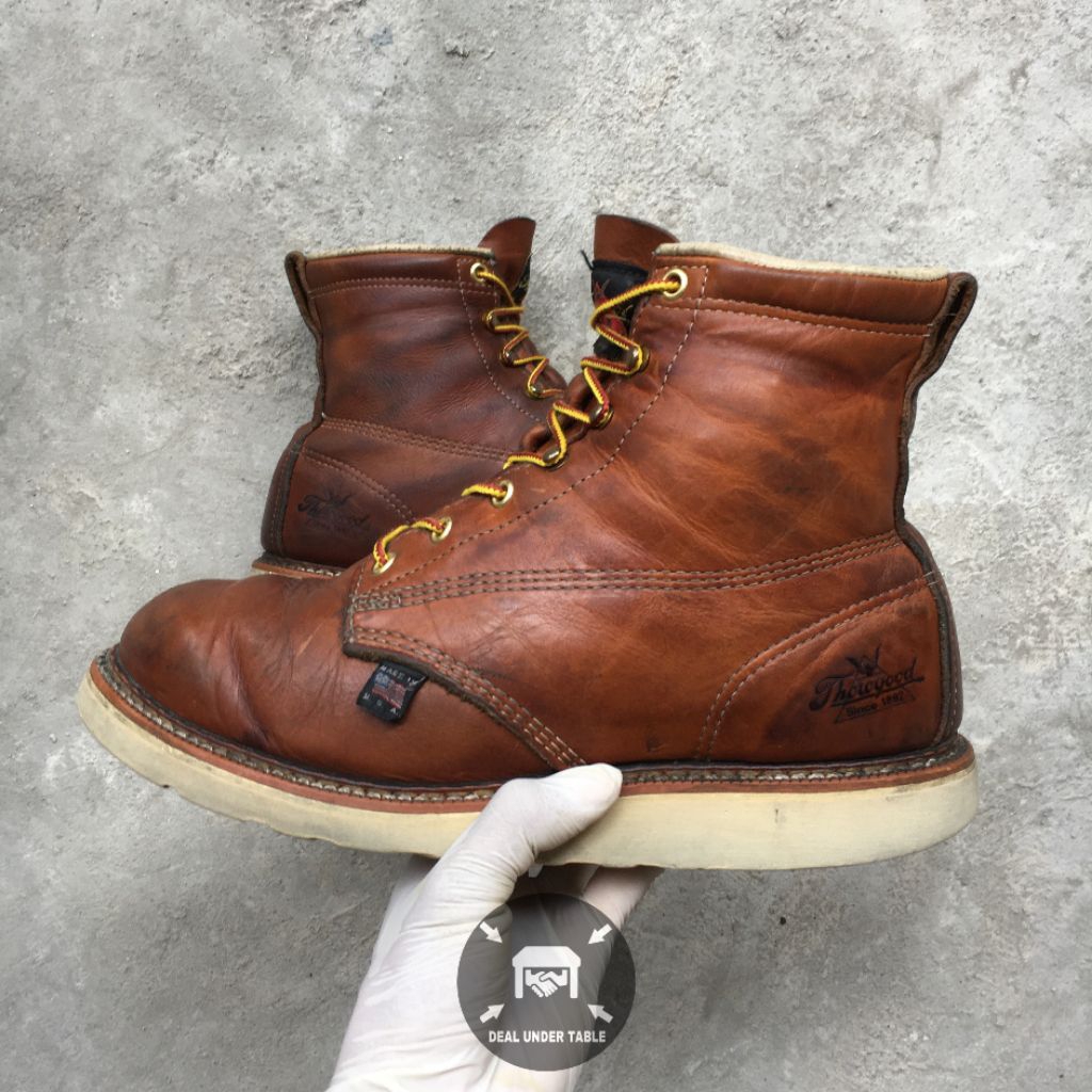 Thorogood boots moctoe boots monkey boots redwing iron ranger