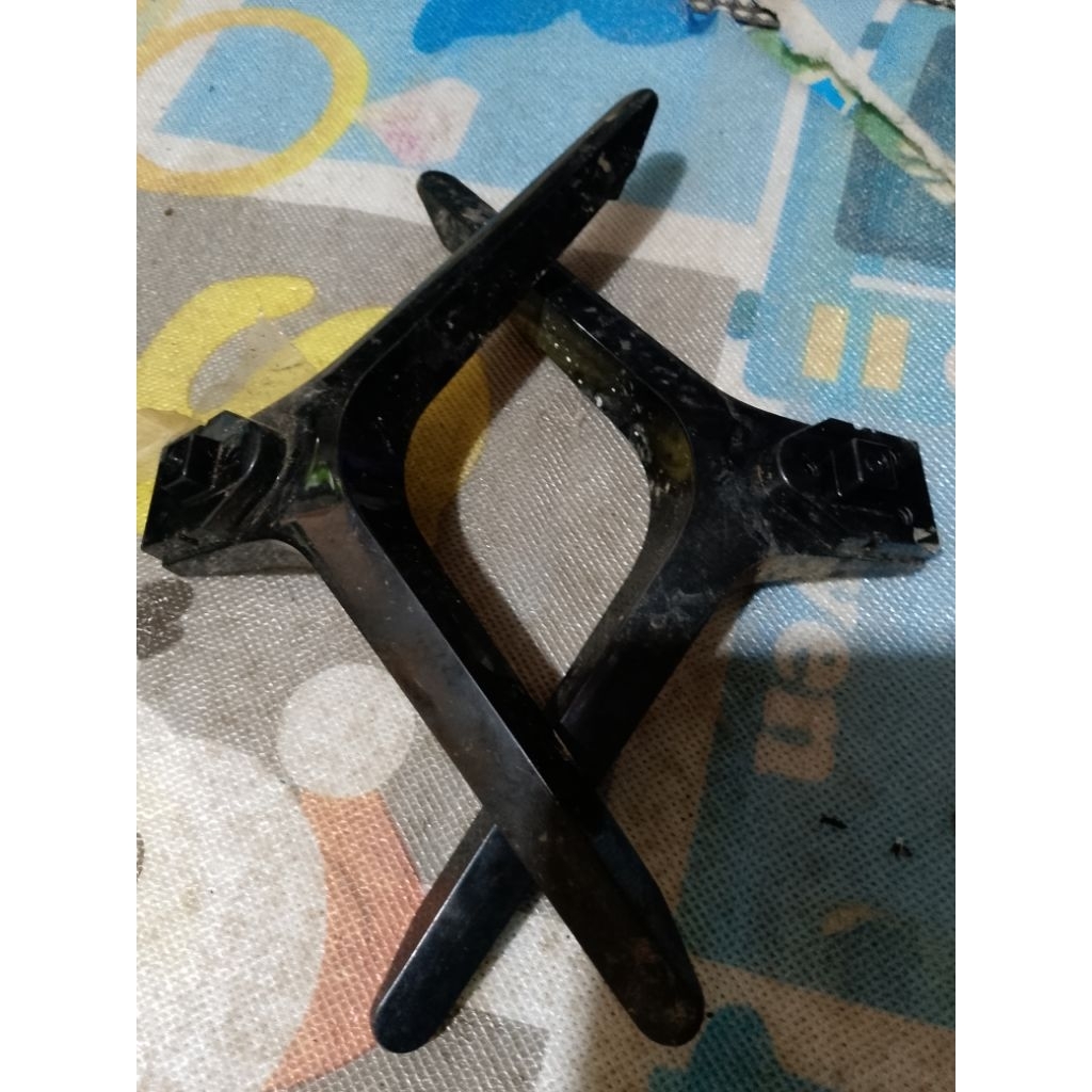 kaki tv led Polytron 24
