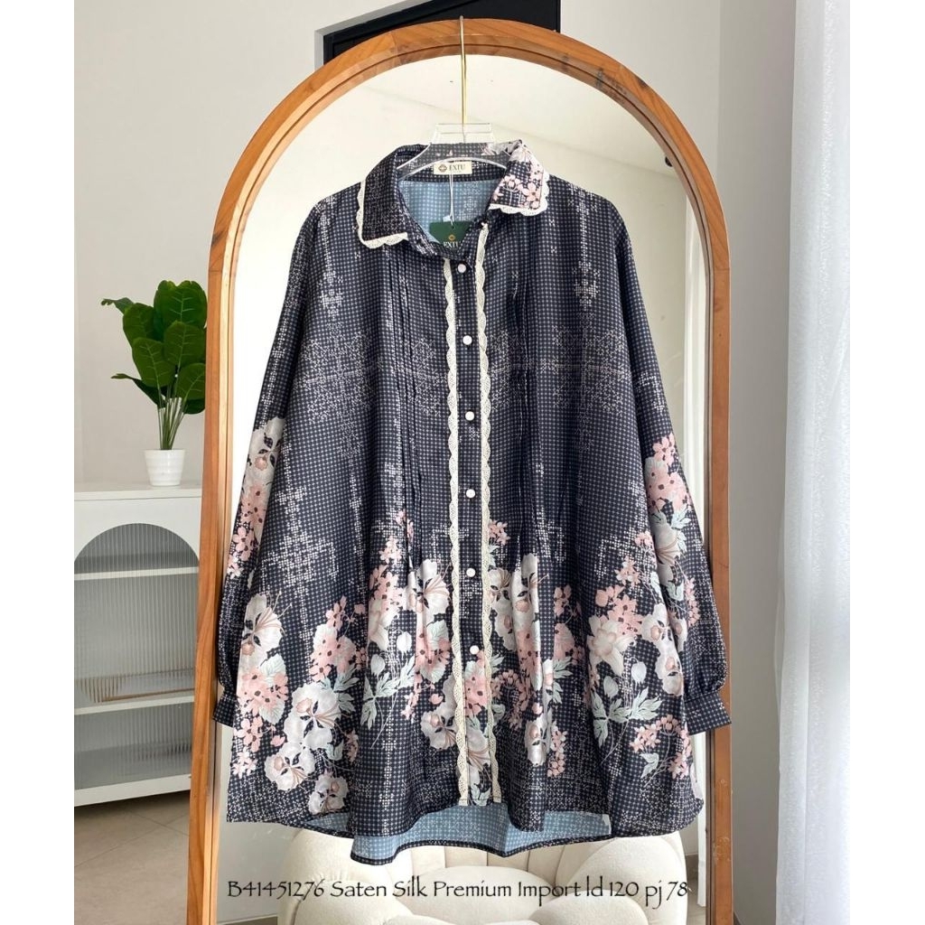 Blouse satin silk premium