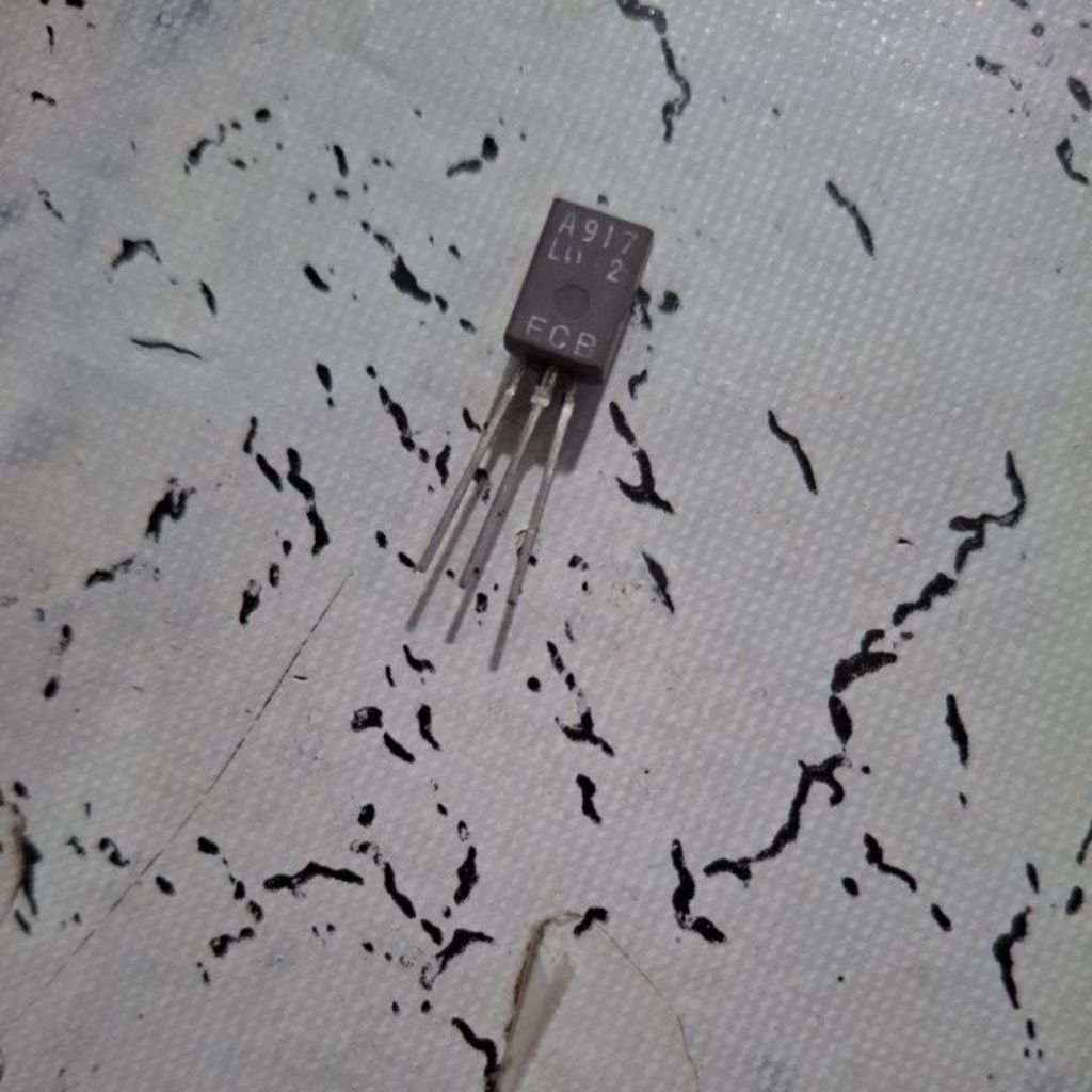 transistor A917