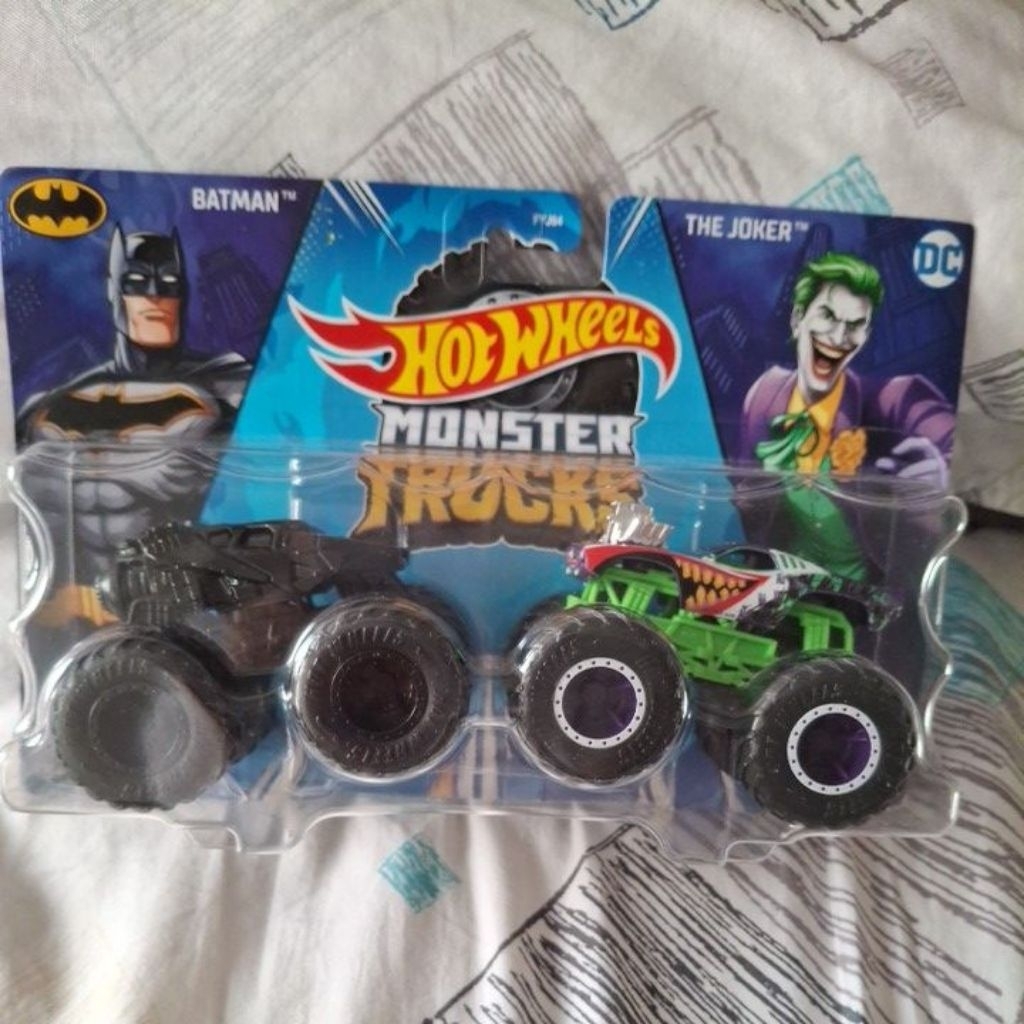 batman vs the joker monster trucks hotwheels doubles dc