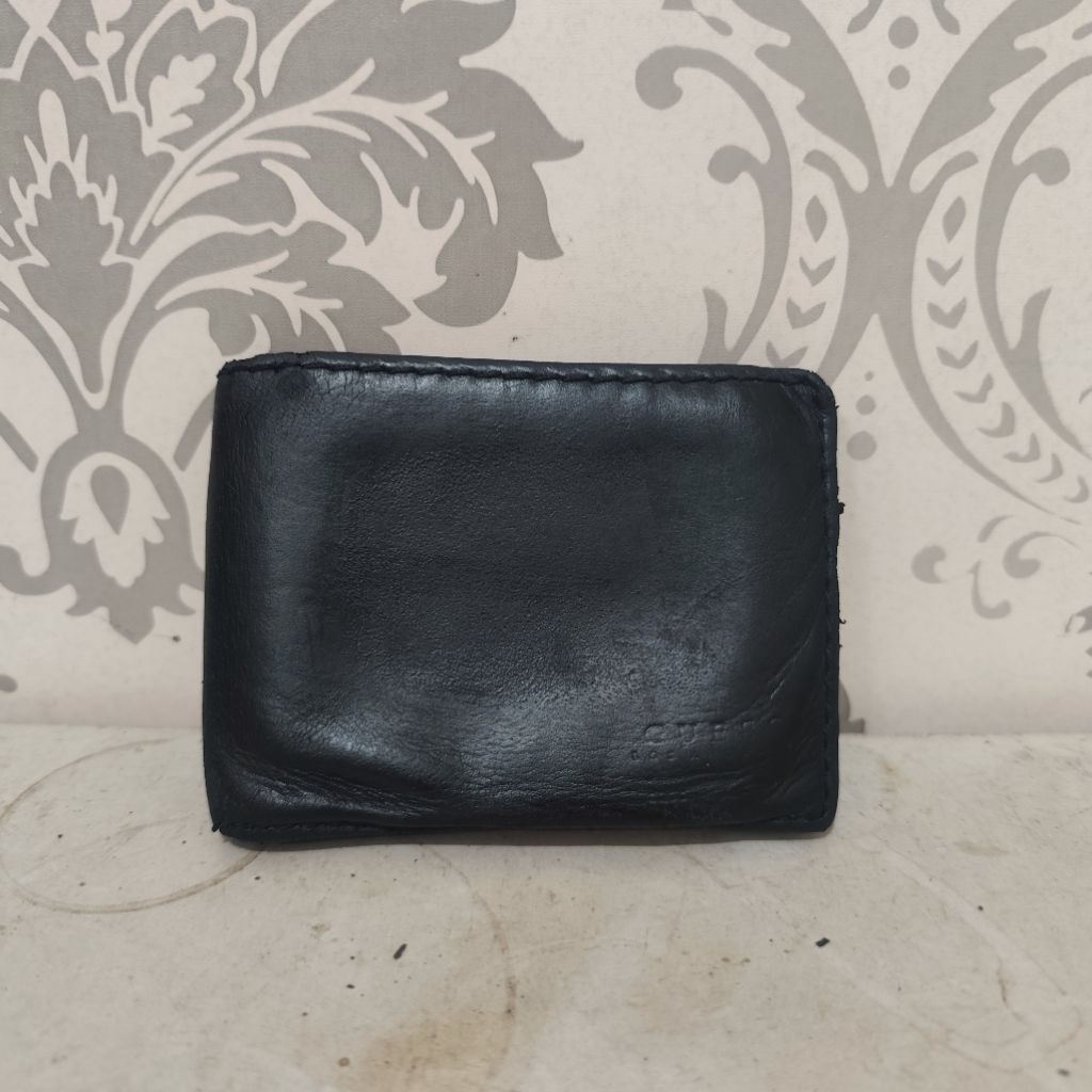Dompet pria Guess preloved