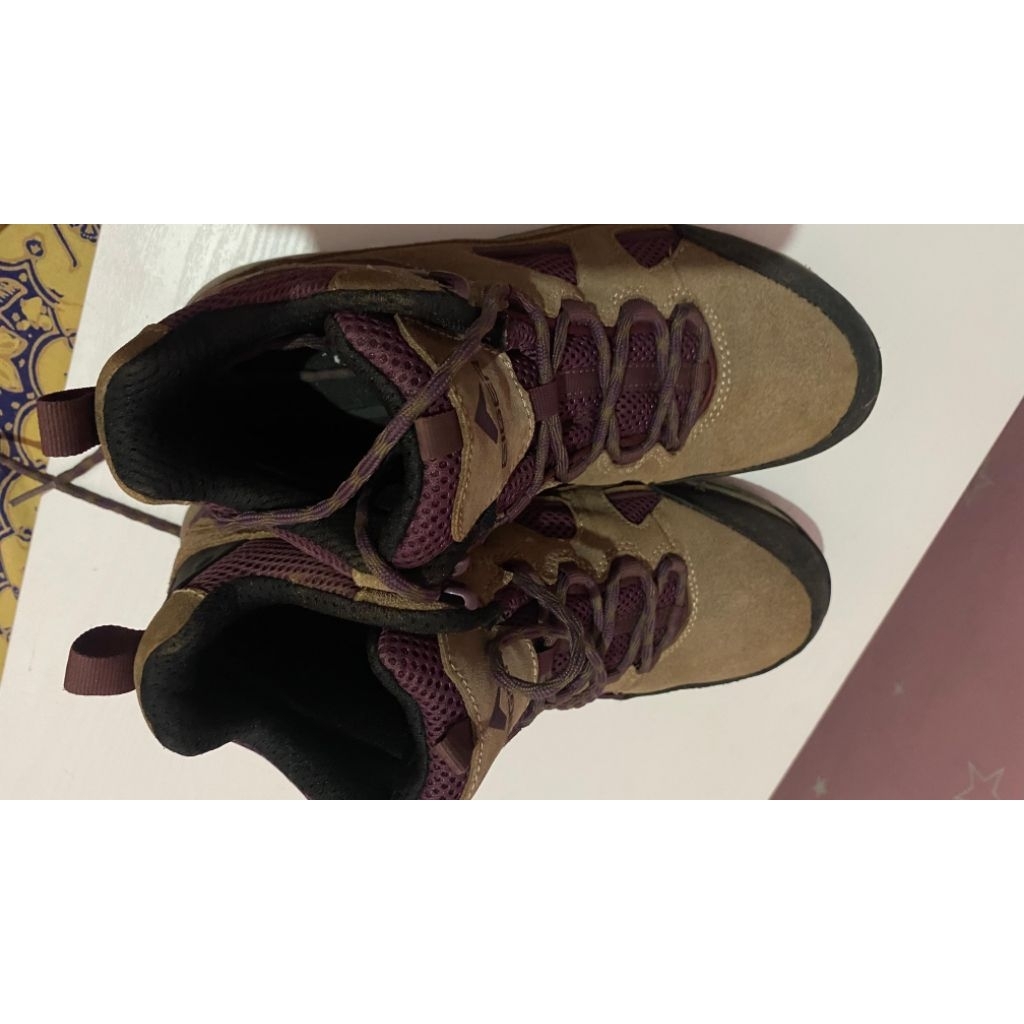 sepatu Eiger WS X-Tyranno size 39 (preloved)