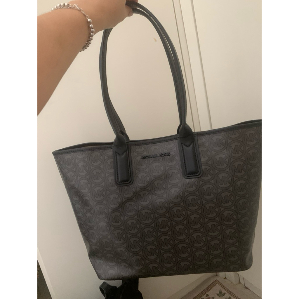 michael kors tote preloved