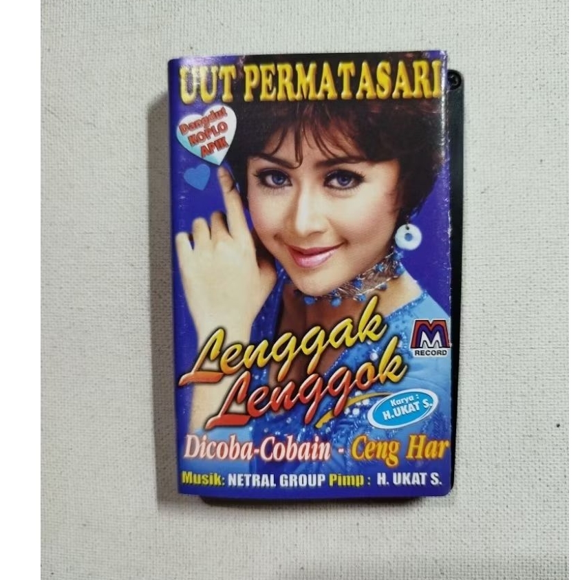 KASET PITA 2457- UUT PERMATASARI