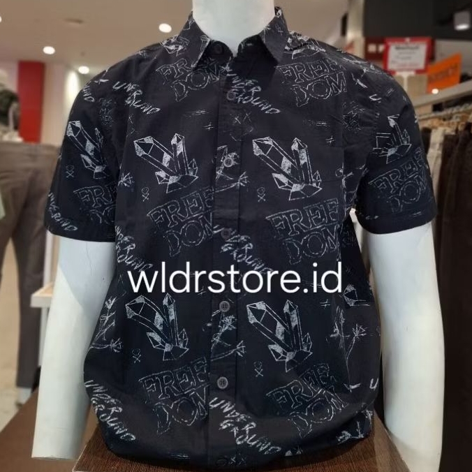 EMBA ORIGINAL kemeja pria premium lengan pendek regular fit 006 hitam