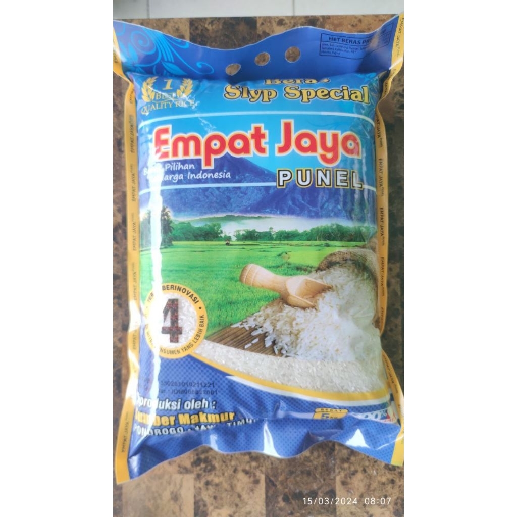 BERAS PREMIUM EMPAT JAYA 5 KG