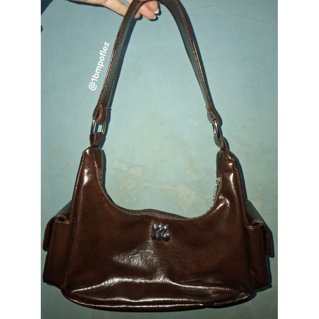 preloved it's magia - yura bag leather (in brown)
