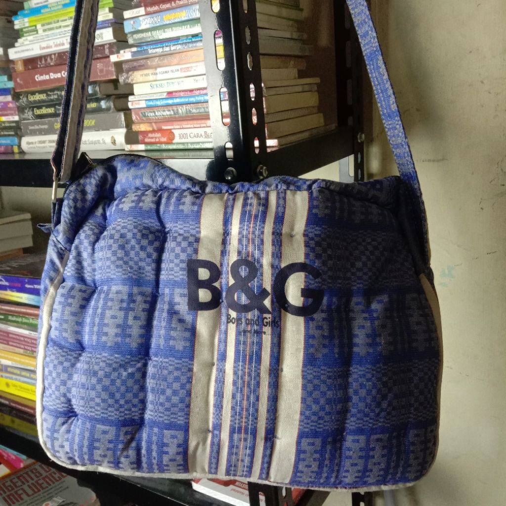 Tas Selempang Unik Motif Kasur Jadul