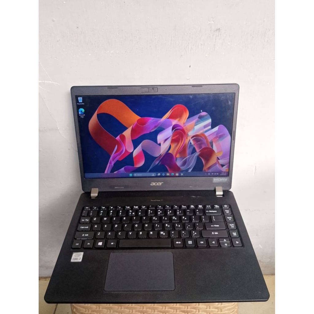 Laptop Acer TravelMate P214-52 Core i7 gen 10510U Ram 8GB / Ssd Nvme 512GB