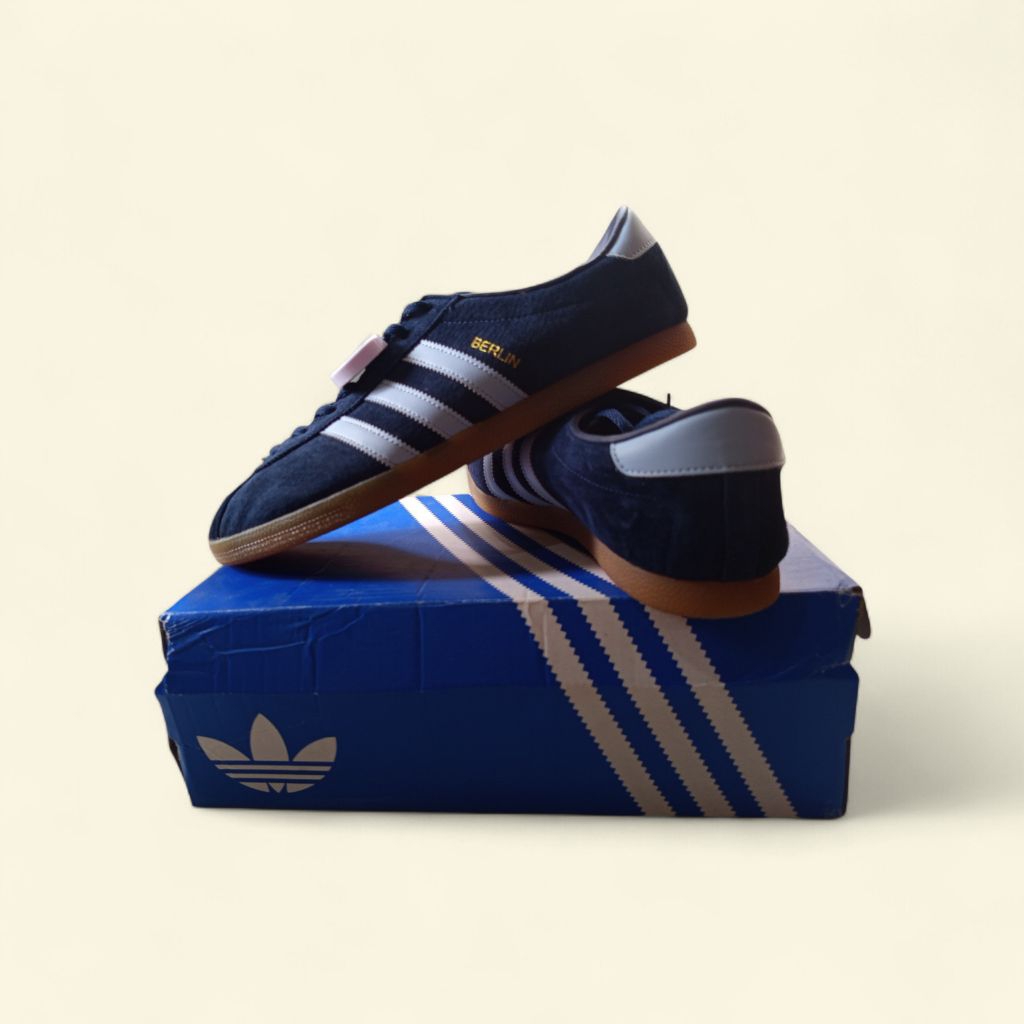Adidas Berlin City Series Used VGC Like New
