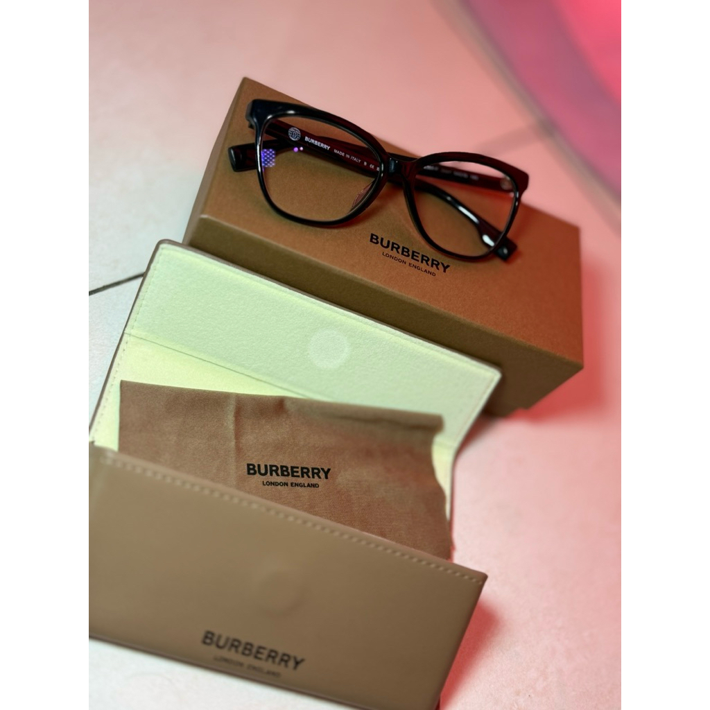 preloved frame Burberry