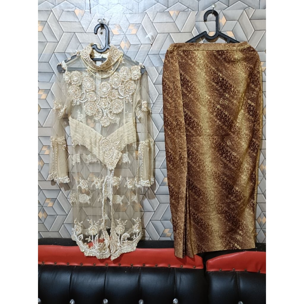 preloved_kebaya_setelan