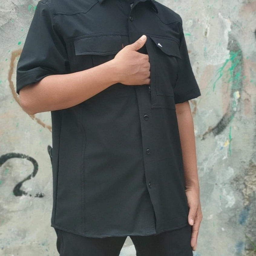 Baju Kemeja Pria Lapangan Outdoor Lengan pendek