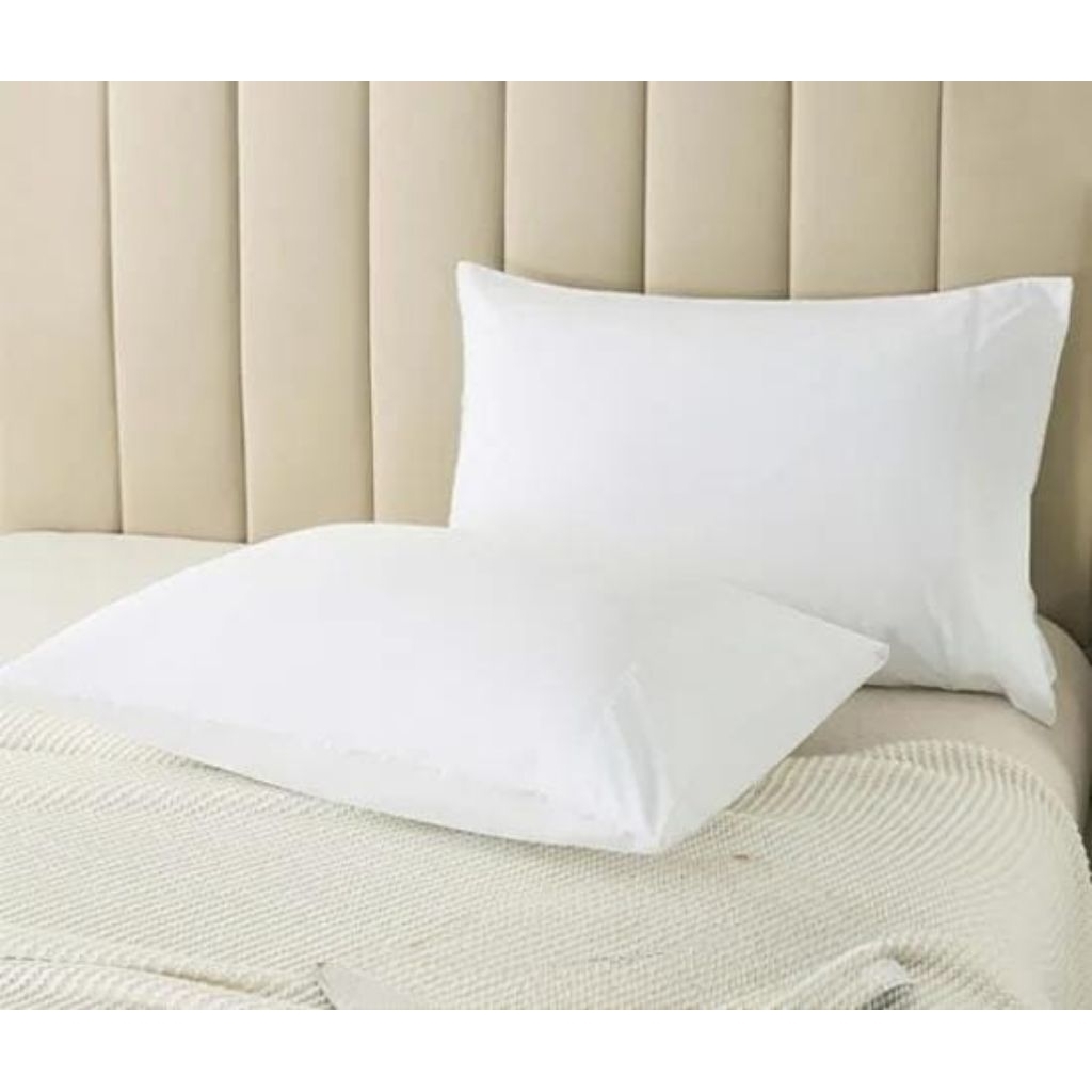sarung bantal putih polos CVC 200TC 50 X 70